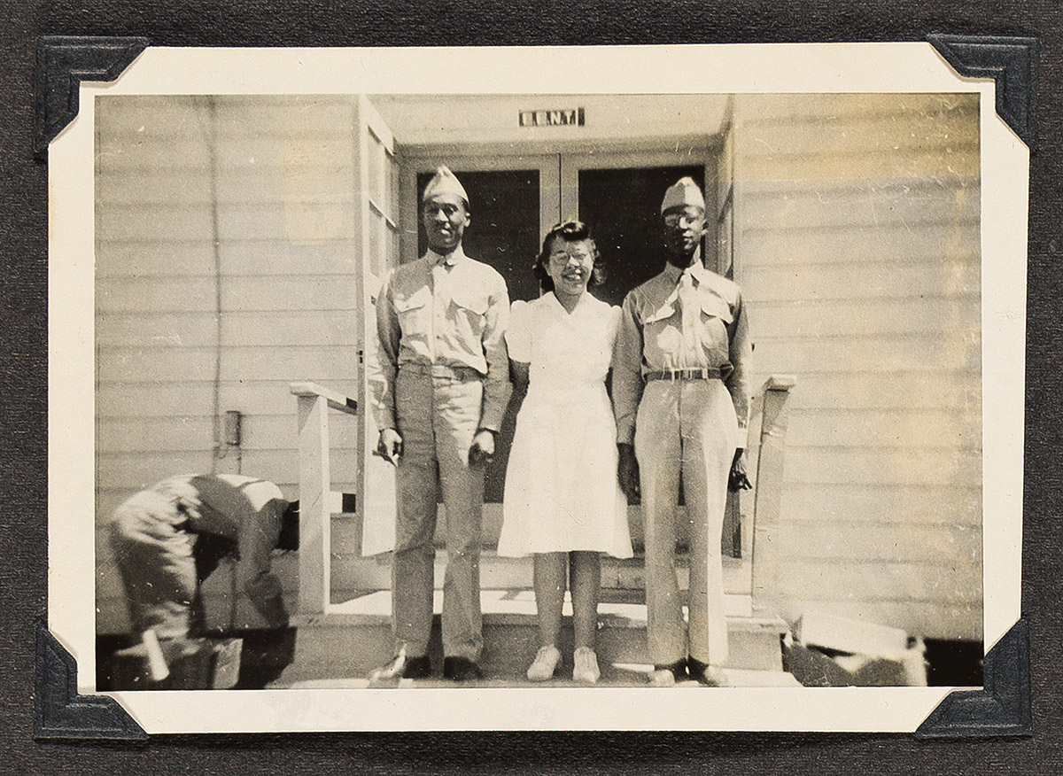 (MEDICINE--VETERINARY.) Papers of pioneering veterinarian Jane Hinton.